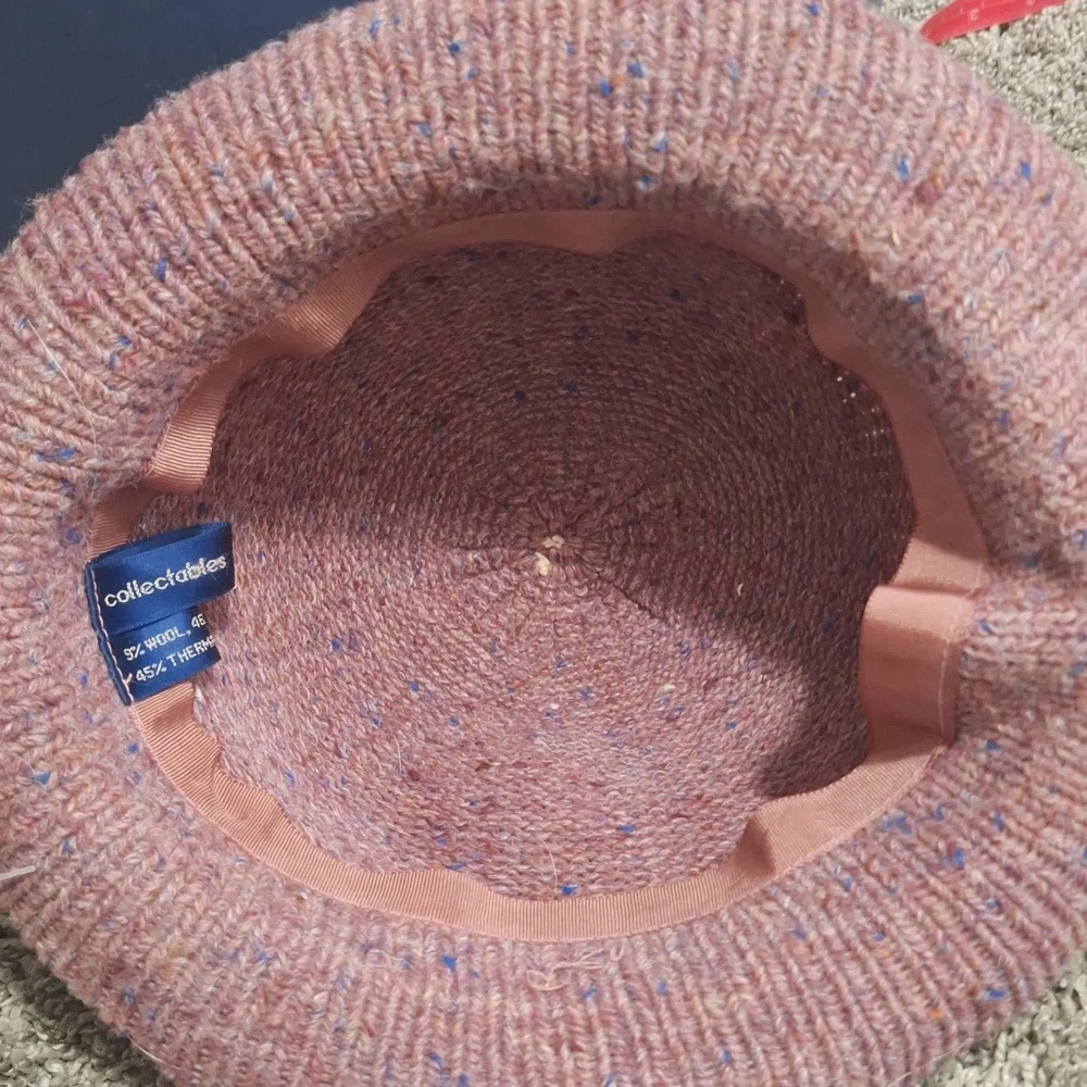 Vintage Collectables wool blend winter knit cloche sweater hat cap - rose pink
